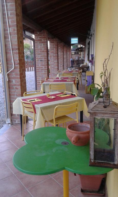 Agriturismo Il Vecchio Portico Francavilla Bisio Екстер'єр фото